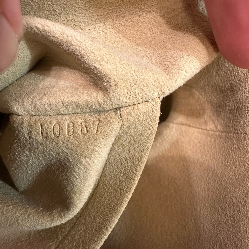 Louis Vuitton “BEVERLY MM” Brown and Tan Women's Bag - Picture 15 of 15